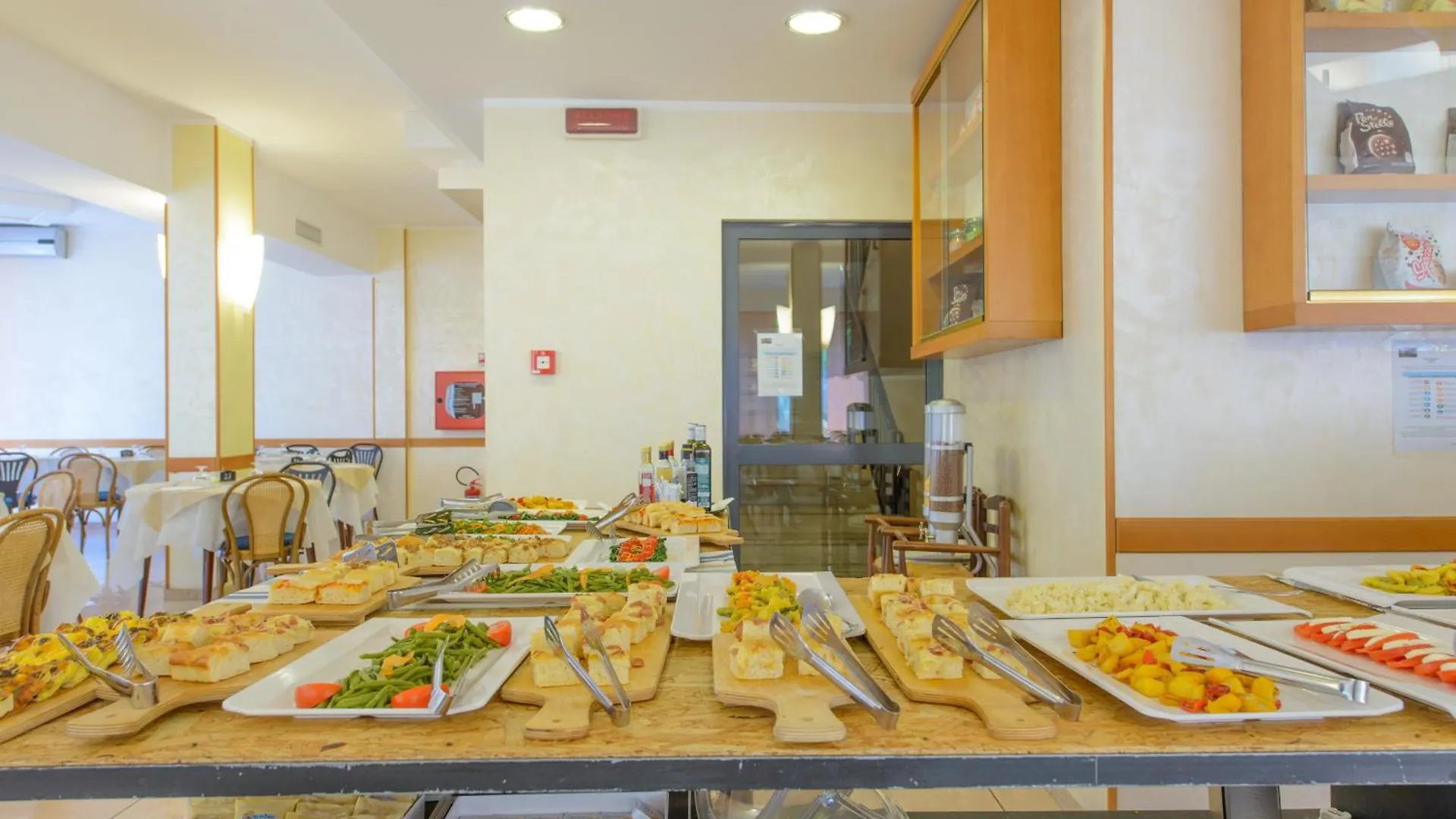 Hotel Colorado Rimini 3*,