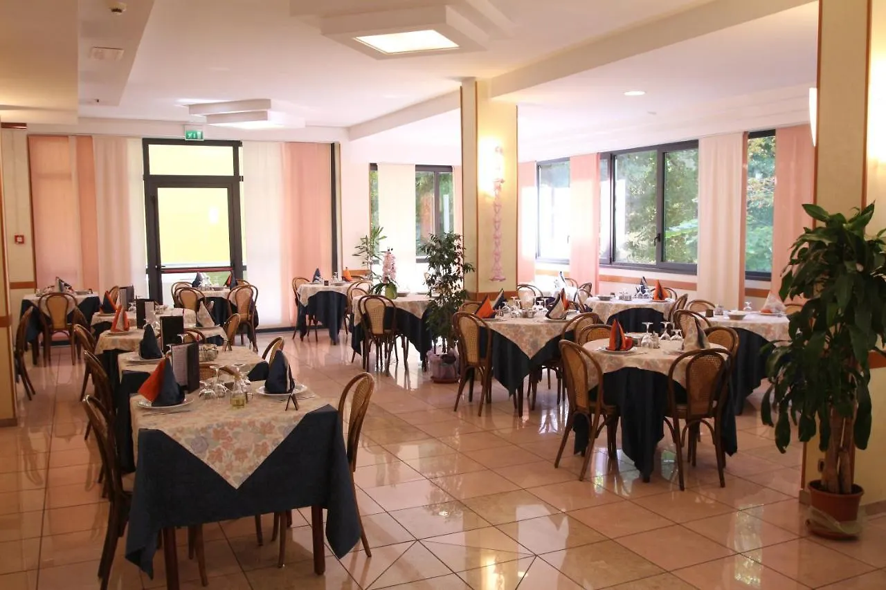 Hotel Colorado Rimini 3*,  Italy