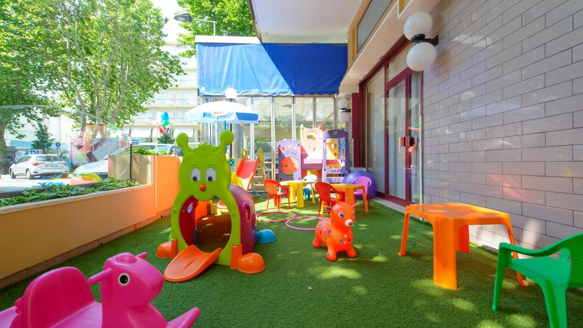 Hotel Colorado Rimini 3*,