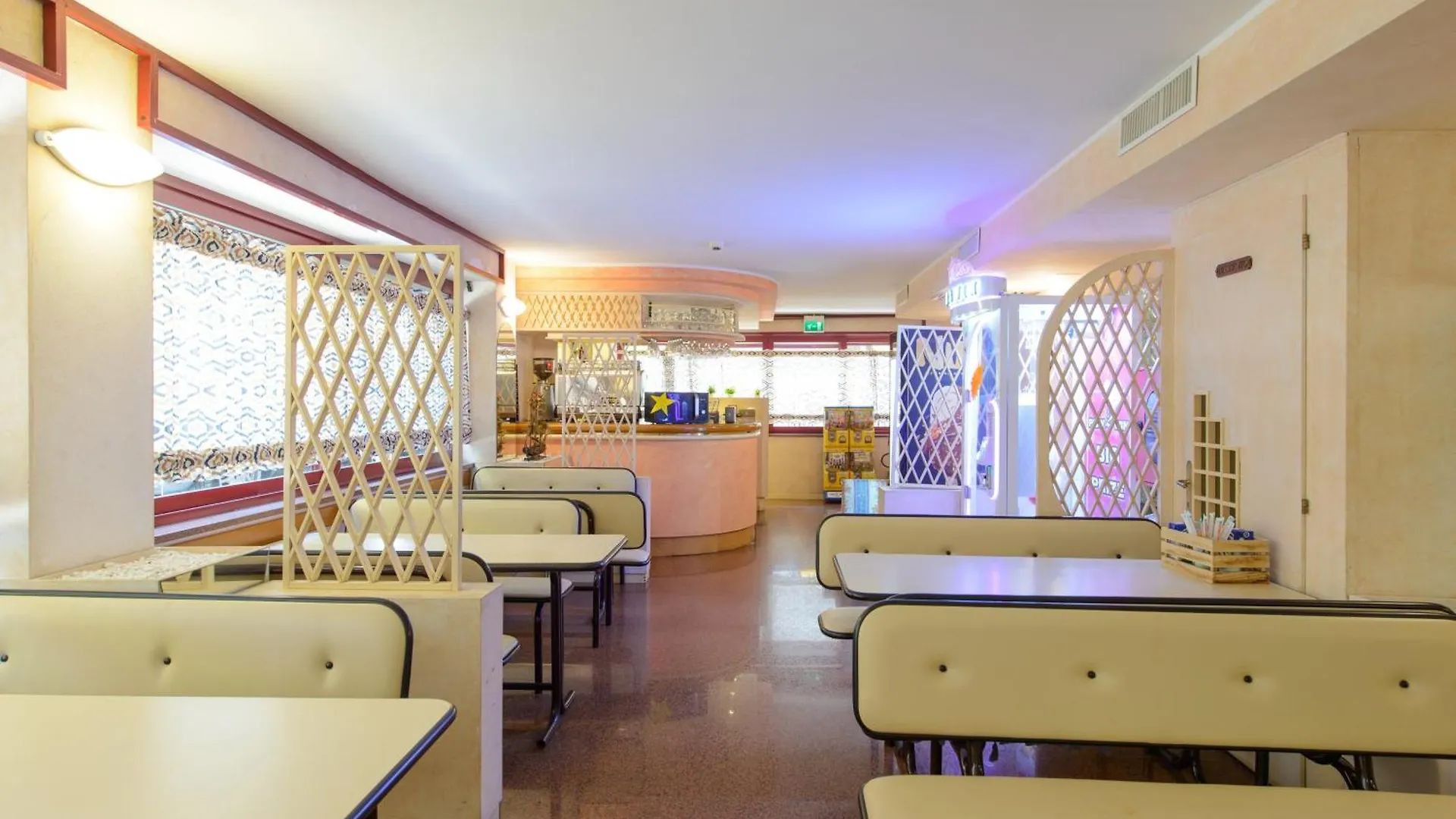 ***  Hotel Colorado Rimini Olaszország